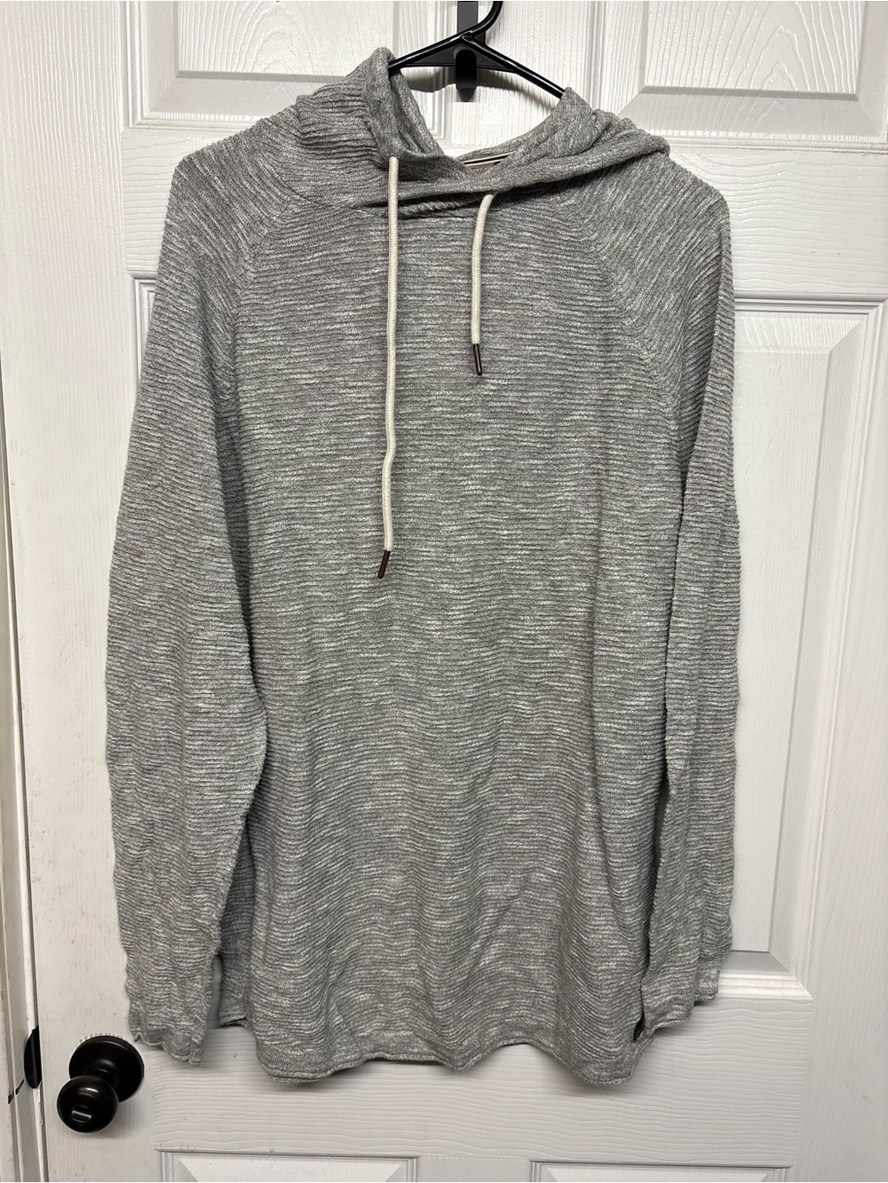 Men's Light Gray Knit Hooded Pullover Sweatshirt